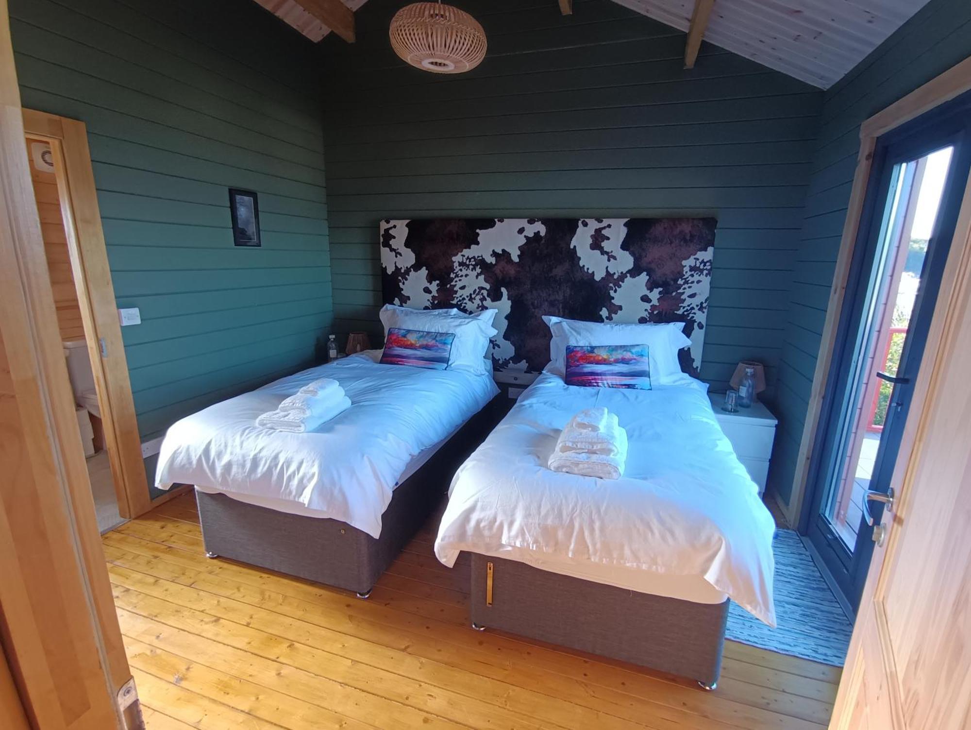 Ghillie'S Croft Cabin, Rothesay Zewnętrze zdjęcie